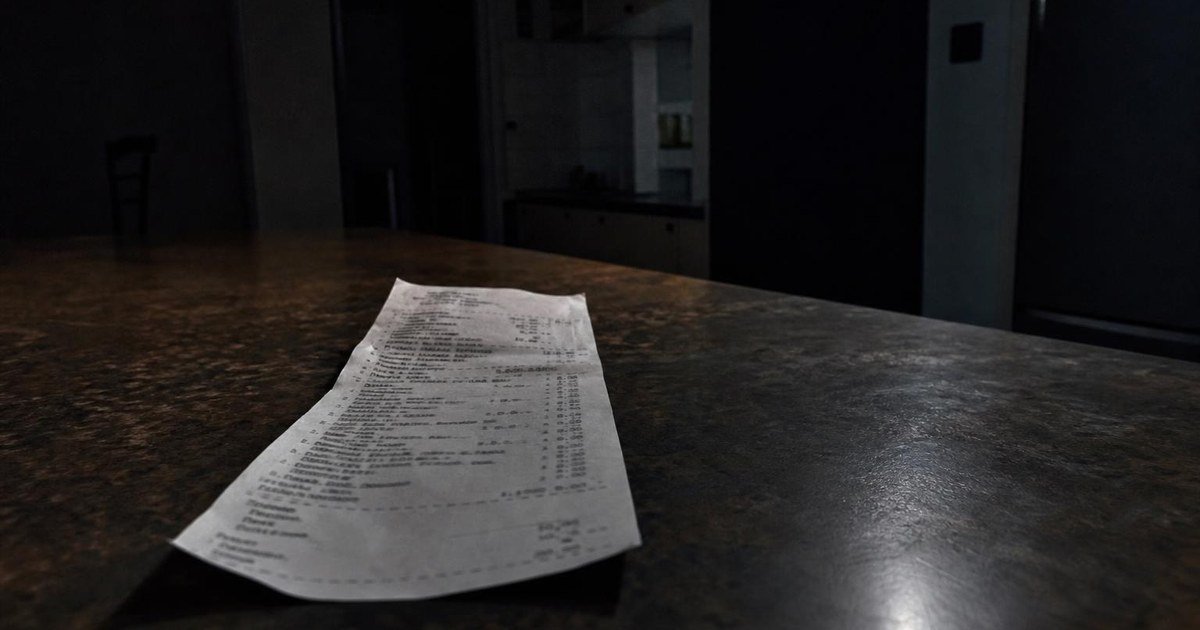 Scontrino fiscale — ore 23:58