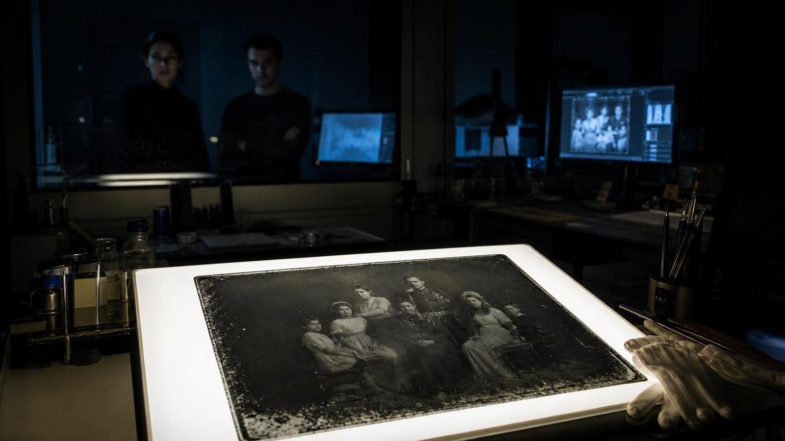 La fotografia che sbiadiva solo i vivi
